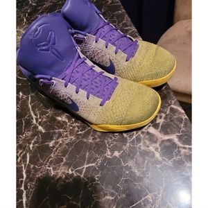 Kobe 9 ID lakers size 11.5